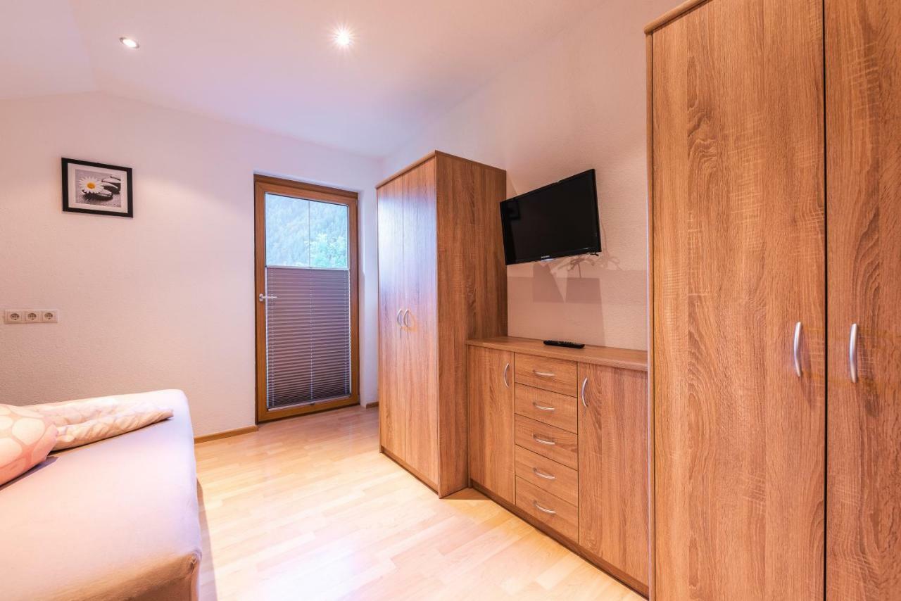Haus Viktoria Apartment Langenfeld Ngoại thất bức ảnh