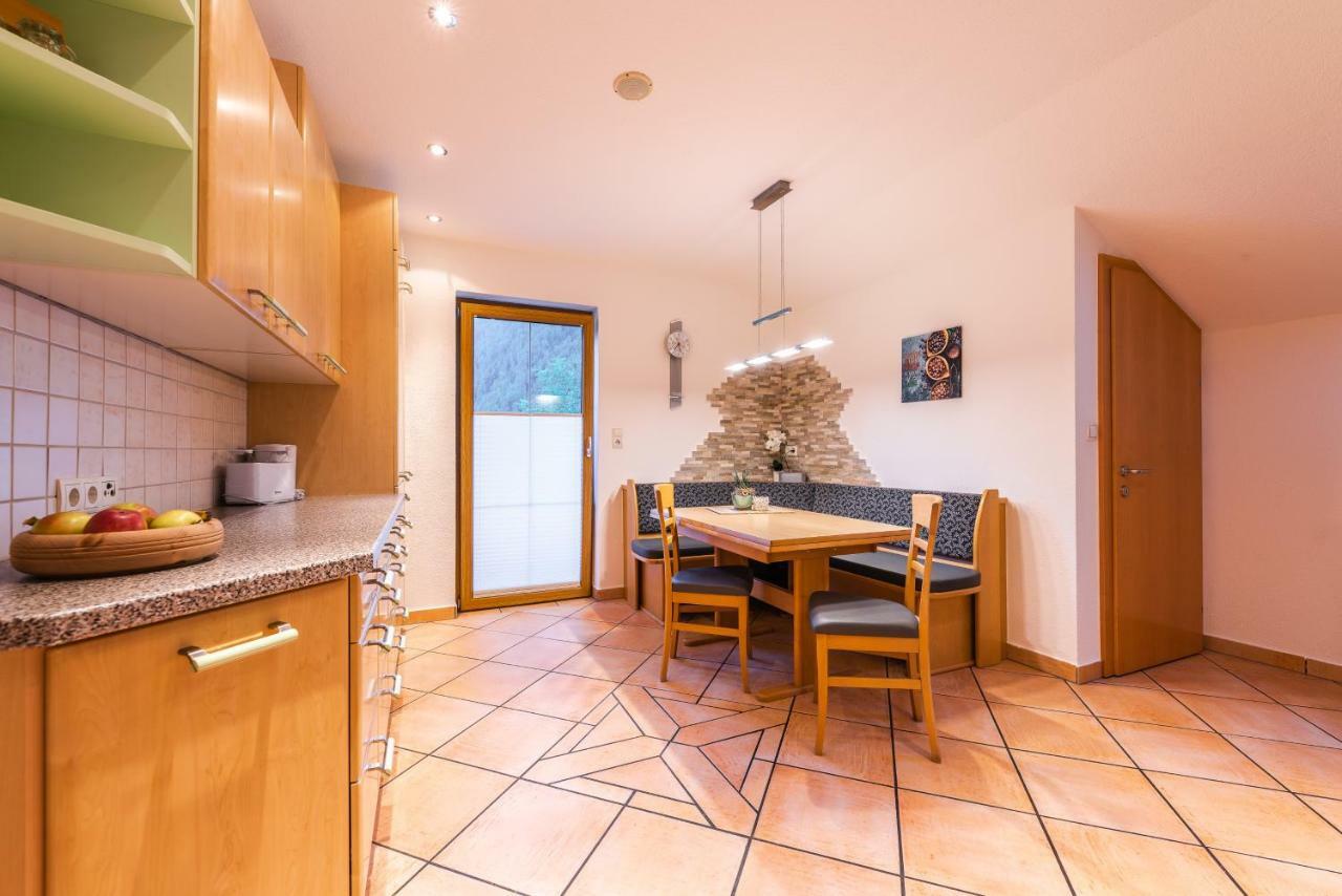 Haus Viktoria Apartment Langenfeld Ngoại thất bức ảnh