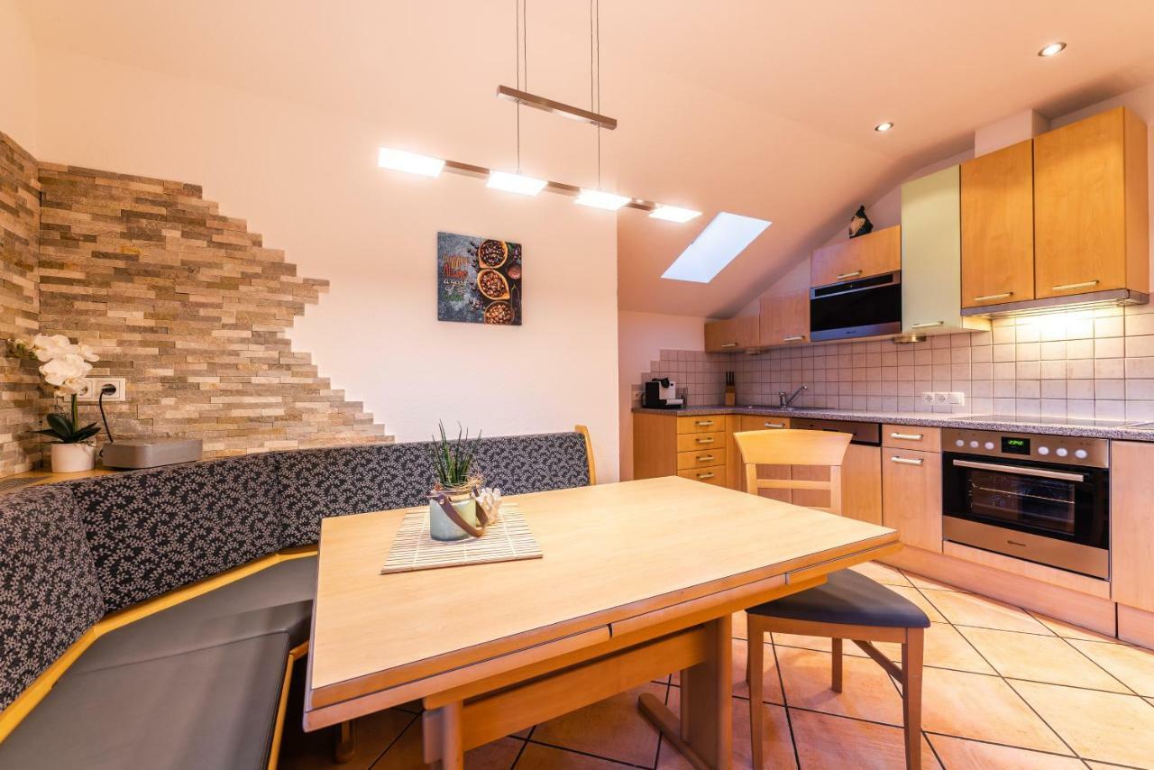 Haus Viktoria Apartment Langenfeld Ngoại thất bức ảnh